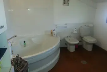 Rexer-COSENZA-Stanza-singola-per-ragazze-a-Cosenza-BAGNO