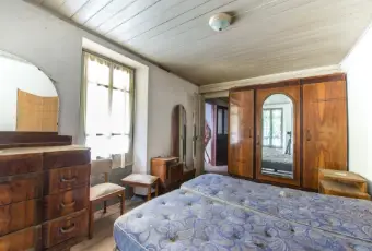 Rexer-Cravagliana-Casa-indipendente-da-ristrutturare-parzialmente-CAMERA-DA-LETTO