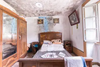 Rexer-Cravagliana-Casa-indipendente-da-ristrutturare-parzialmente-CAMERA-DA-LETTO