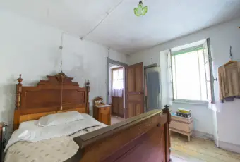 Rexer-Cravagliana-Casa-indipendente-da-ristrutturare-parzialmente-CAMERA-DA-LETTO