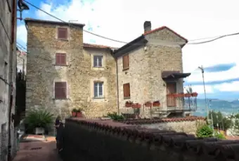 Rexer-Follo-Casa-indipendente-in-vendita-DA-RISTRUTTURARE-ALTRO