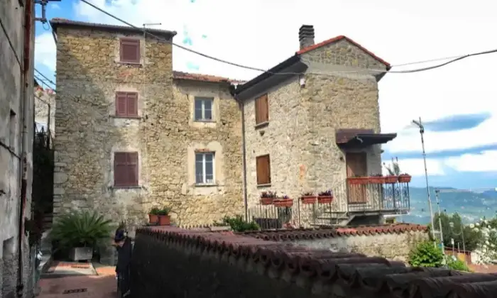 Rexer-Follo-Casa-indipendente-in-vendita-DA-RISTRUTTURARE-ALTRO