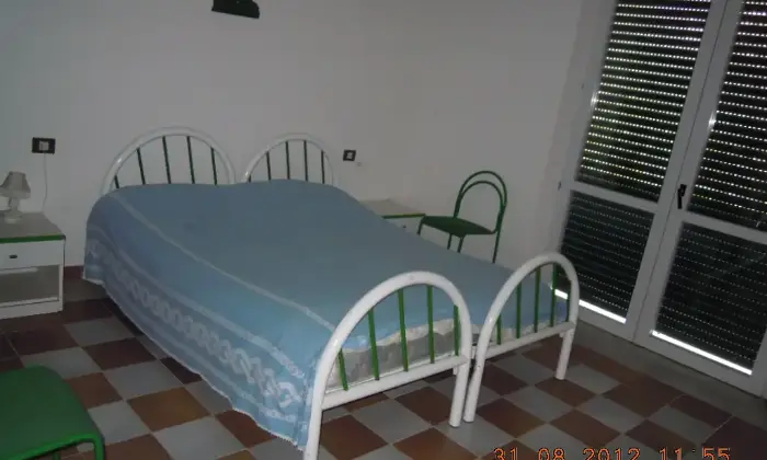 Rexer-Cerreto-Sannita-Villa-indipendente-con-uliveto-e-vigneto-CAMERA-DA-LETTO