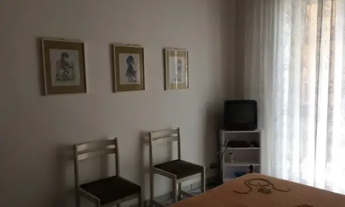Rexer-Andora-Grazioso-bilocale-arredato-a-metri-dal-mare-CAMERA-DA-LETTO