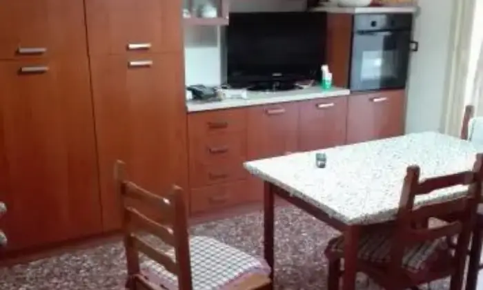 Rexer-Messina-Appartamento-in-affitto-semiarredato-CUCINA