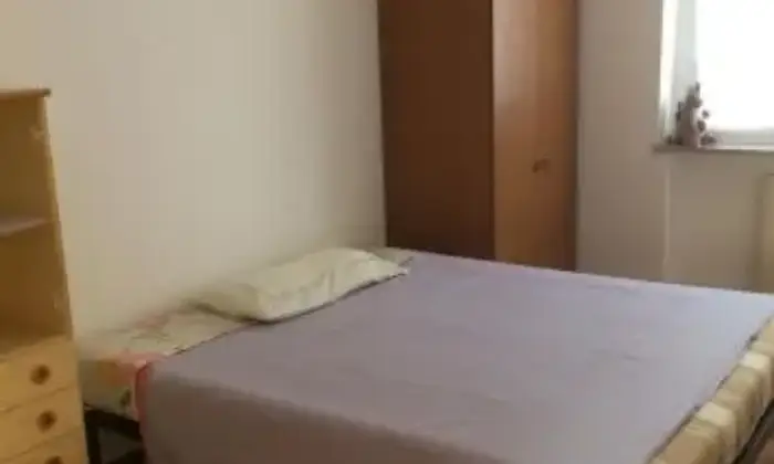 Rexer-Udine-AMPIO-BICAMERE-ARREDATO-ANCHE-BREVI-PERIODI-CAMERA-DA-LETTO