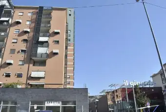 Rexer-Torino-Affitasi-trilocale-arredato-posti-letto-super-servito-ALTRO