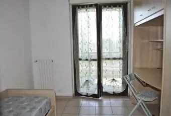 Rexer-Torino-Affitasi-trilocale-arredato-posti-letto-super-servito-CAMERA-DA-LETTO