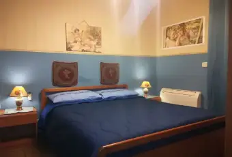 Rexer-Mascali-AFFITTASIBivano-arredato-confortevole-a-Mascali-si-richiedono-garanzie-CAMERA-DA-LETTO
