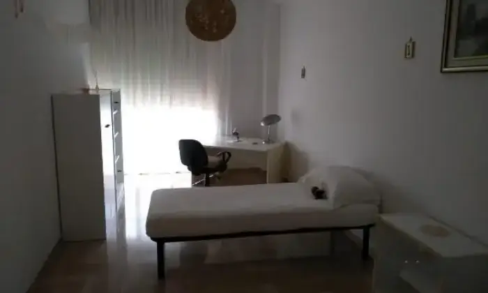 Rexer-Guglionesi-Appartamento-al-quinto-piano-CAMERA-DA-LETTO