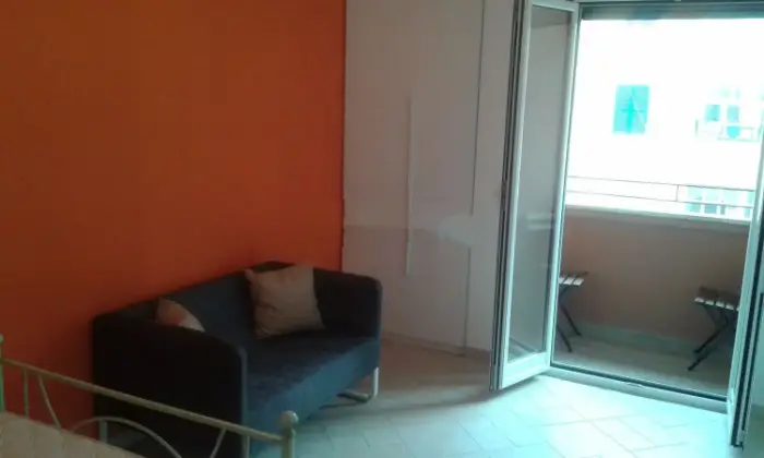 Rexer-Roma-Camera-in-affitto-in-via-amico-da-venafro-CAMERA-DA-LETTO