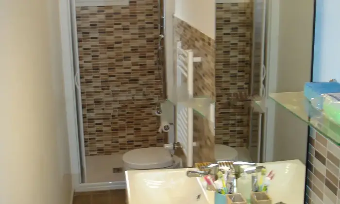 Rexer-Roma-Camera-in-affitto-ROMA-BAGNO