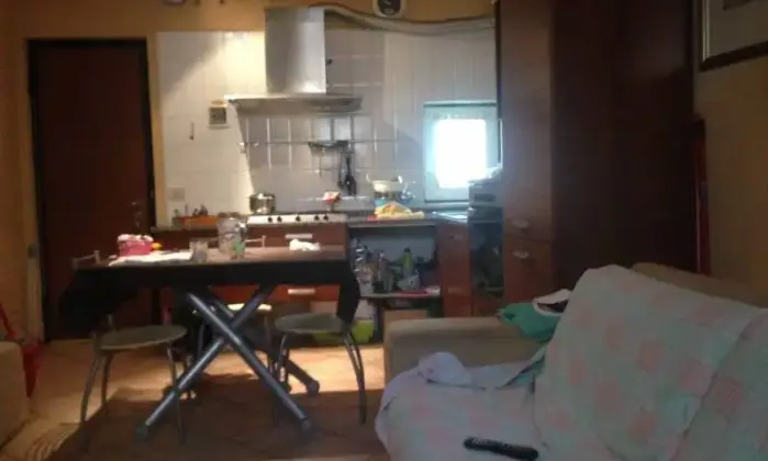 Rexer-Piacenza-Affitto-Bilocale-indipendente-comoda-posizione-CUCINA