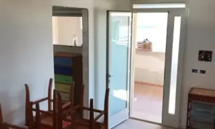 Rexer-Manduria-Nuovo-mini-appartamento-con-ampio-veranda-SALONE