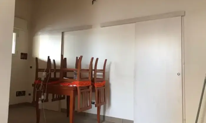 Rexer-Manduria-Nuovo-mini-appartamento-con-ampio-veranda-SALONE