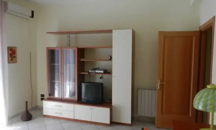 Rexer-Reggio-di-Calabria-Appartamento-ammobiliato-al-TOP-SALONE