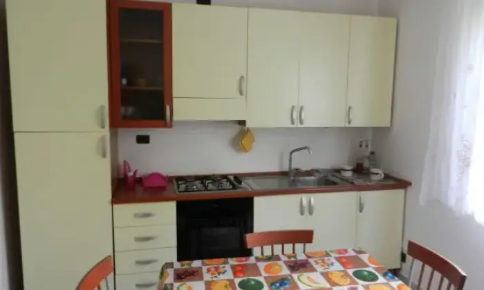 Rexer-Reggio-di-Calabria-Appartamento-ammobiliato-al-TOP-CUCINA