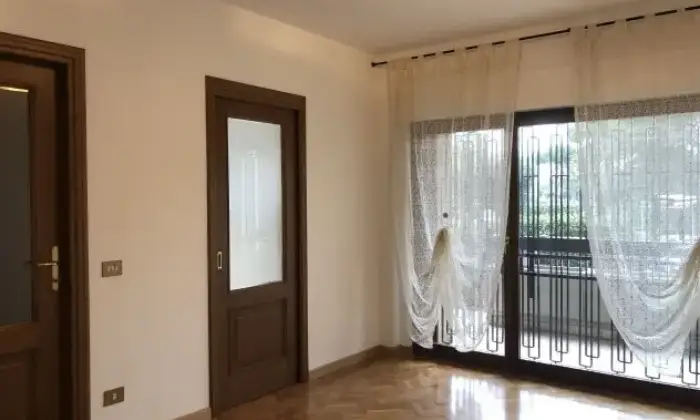 Rexer-Roma-Ardeatina-Dea-di-Roma-SALONE