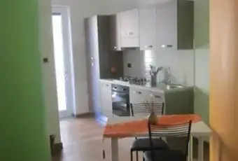 Rexer-Roma-Affitto-casa-via-Igea-CUCINA