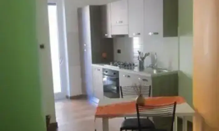 Rexer-Roma-Affitto-casa-via-Igea-CUCINA