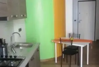 Rexer-Roma-Affitto-casa-via-Igea-CUCINA
