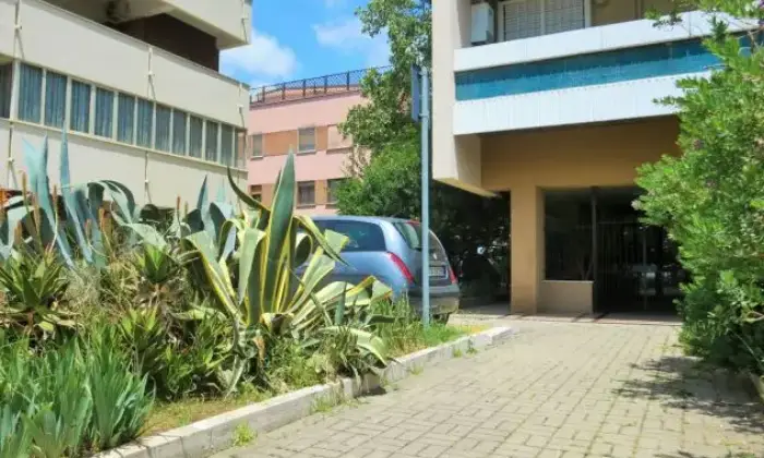 Rexer-Roma-Spinaceto-adiacente-IFO-ALTRO