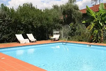 Rexer-Pietrasanta-Villa-Vanna-con-Piscina-ALTRO