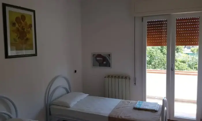 Rexer-Massa-Appartamento-in-villa-CAMERA-DA-LETTO