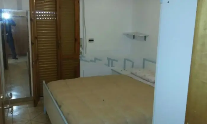 Rexer-Scalea-Bilocale-in-affitto-in-via-Pitagora-CAMERA-DA-LETTO