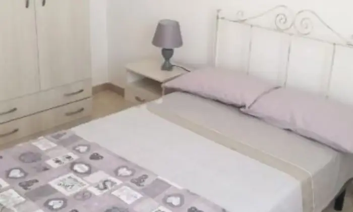 Rexer-Copertino-Trilocale-in-affitto-in-via-lipari-snc-mese-CAMERA-DA-LETTO