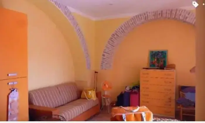 Rexer-SantArcangelo-Splendido-monolocale-ristrutturato-e-ben-arredato-SALONE