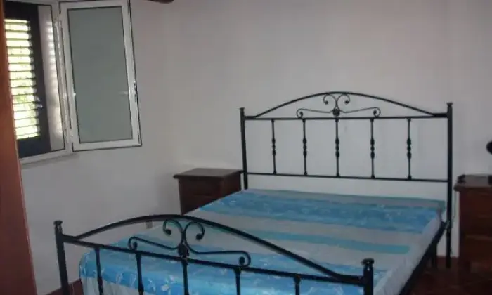 Rexer-Palermo-PROPOSTA-AMPIO-BIVANI-ARREDATO-PIAZZA-ACQUASANTA-CAMERA-DA-LETTO