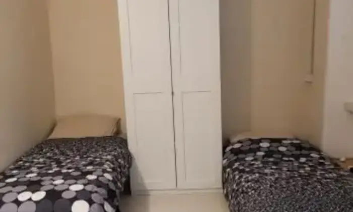 Rexer-Milano-Intera-casa-in-affittoeuro-mensili-CAMERA-DA-LETTO