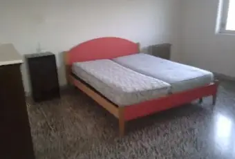 Rexer-Canosa-di-Puglia-BILOCALE-IN-AFFITTO-CAMERA-DA-LETTO