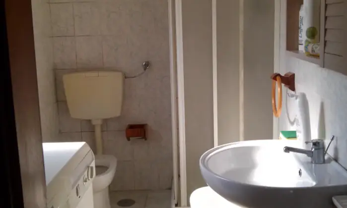 Rexer-Canosa-di-Puglia-Bilocale-in-affitto-a-Canosa-di-Puglia-BAGNO