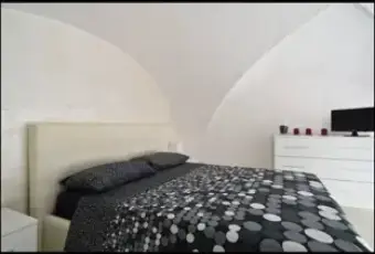 Rexer-Catania-Monovano-al-centro-storico-di-catania-CAMERA-DA-LETTO