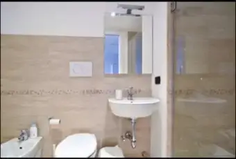 Rexer-Catania-Monovano-al-centro-storico-di-catania-BAGNO