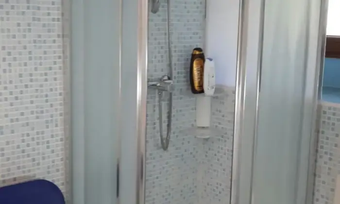 Rexer-Tricase-Appartamento-per-brevi-periodi-BAGNO