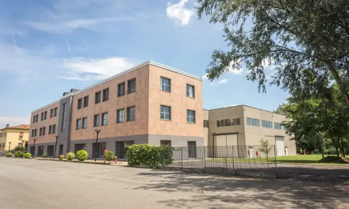 Rexer-Settala-PALAZZINA-INDIPENDENTE-UFFICI-IN-AFFITTO-Da-mq-A-mq-SALONE