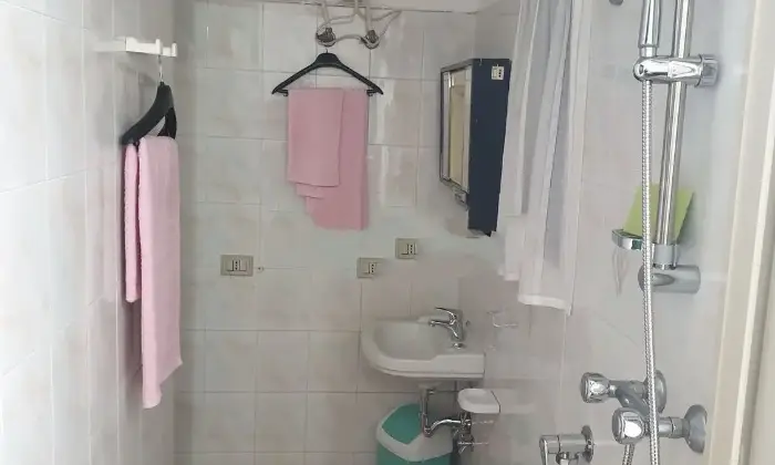 Rexer-Santa-Croce-Camerina-Casa-al-mare-a-punta-secca-BAGNO
