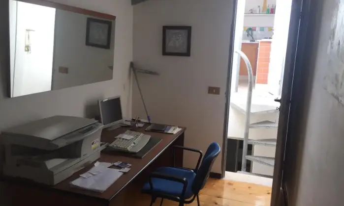 Rexer-VITTORIA-CENTRO-CITTA-destinazione-commerciale-SALOTTINO