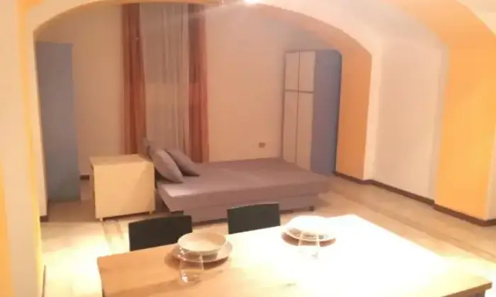 Rexer-Bologna-Affitto-da-Subito-Monolocale-In-Centro-Storico-pzza-Santo-Stefano-CAMERA-DA-LETTO