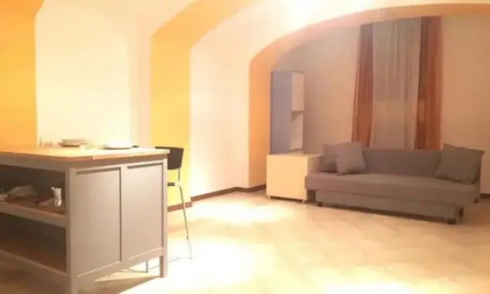 Rexer-Bologna-Affitto-da-Subito-Monolocale-In-Centro-Storico-pzza-Santo-Stefano-SALONE