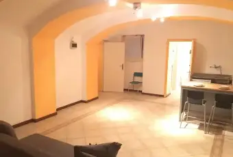 Rexer-Bologna-Affitto-da-Subito-Monolocale-In-Centro-Storico-pzza-Santo-Stefano-SALONE