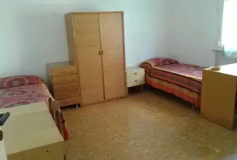 Rexer-Roma-AFFITTO-APPARTAMENTO-A-STUDENTI-MILITARI-CAMERA-DA-LETTO