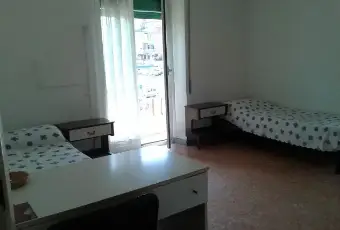 Rexer-Roma-AFFITTO-APPARTAMENTO-A-STUDENTI-MILITARI-CAMERA-DA-LETTO
