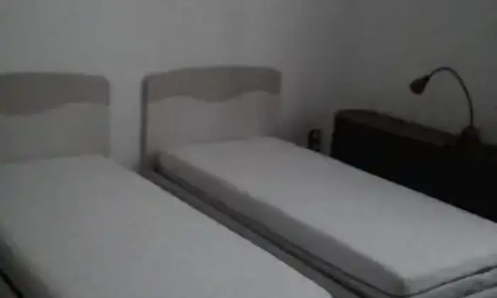Rexer-Cremona-Appartamento-arredato-in-affitto-per-studenti-o-lavoratori-CAMERA-DA-LETTO