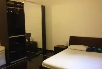 Rexer-Genova-Appartamento-vani-ben-ristrutturato-e-arredato-per-trasfertisti-da-met-giugno-CAMERA-DA-LETTO