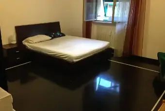 Rexer-Genova-Appartamento-vani-ben-ristrutturato-e-arredato-per-trasfertisti-da-met-giugno-CAMERA-DA-LETTO