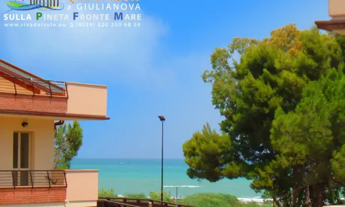 Rexer-Giulianova-Residenza-Riva-del-Sole-sulla-Pineta-FronteMare-Esterno
